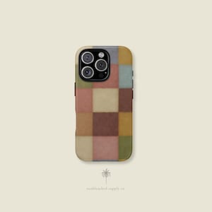 Capa retrô xadrez para iPhone, estilo vichy vintage, capa estética xadrez para iPhone 14, 15, 16 e 17.