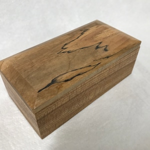 Custom Wood Keepsake Memory Box – Handmade from Reclaimed Barnwood with a Spalted Maple Lift-Off Lid