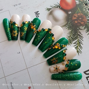 Green ivory Christmas nails with gold snowflakes, crystals Christmas press on nails,winter nails,holiday press on nails,green crystals nails Custom