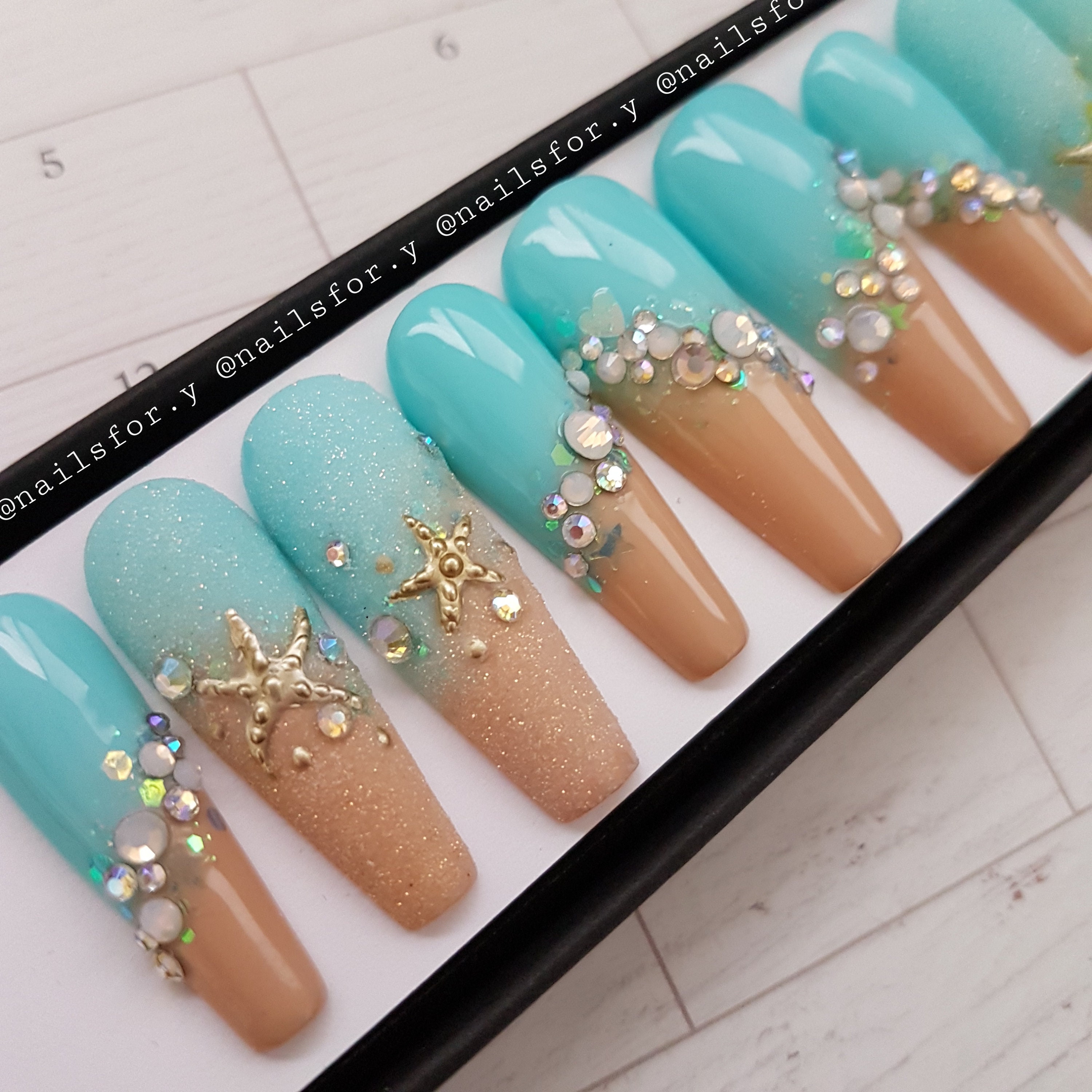 Fall'S Must Have Blue & Nude Nails - mkogesx