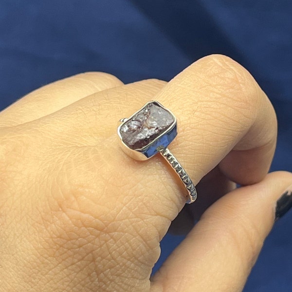 Raw Garnet Silver Ring, Red Garnet Gemstone Ring, 925 Sterling Silver Garnet Gemstone Ring, Rough Garnet Gemstone Ring, Uncut Gemstone Ring
