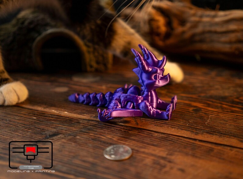 Dragon Articulé Imprimé 3D – Bleu Fluorescent – Jouet Lumineux Et Flexible – Articulations Mobiles – Décoration De Bureau Ou Cadeau Fantastique