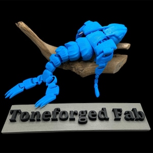Articulated 3D printed Glow Whale Leviathan, flexi sea monster, Seabeast Movie, Subnautica