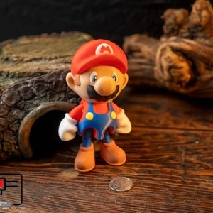 Articulated 3D printed Mario, flexi game character, fidget toy