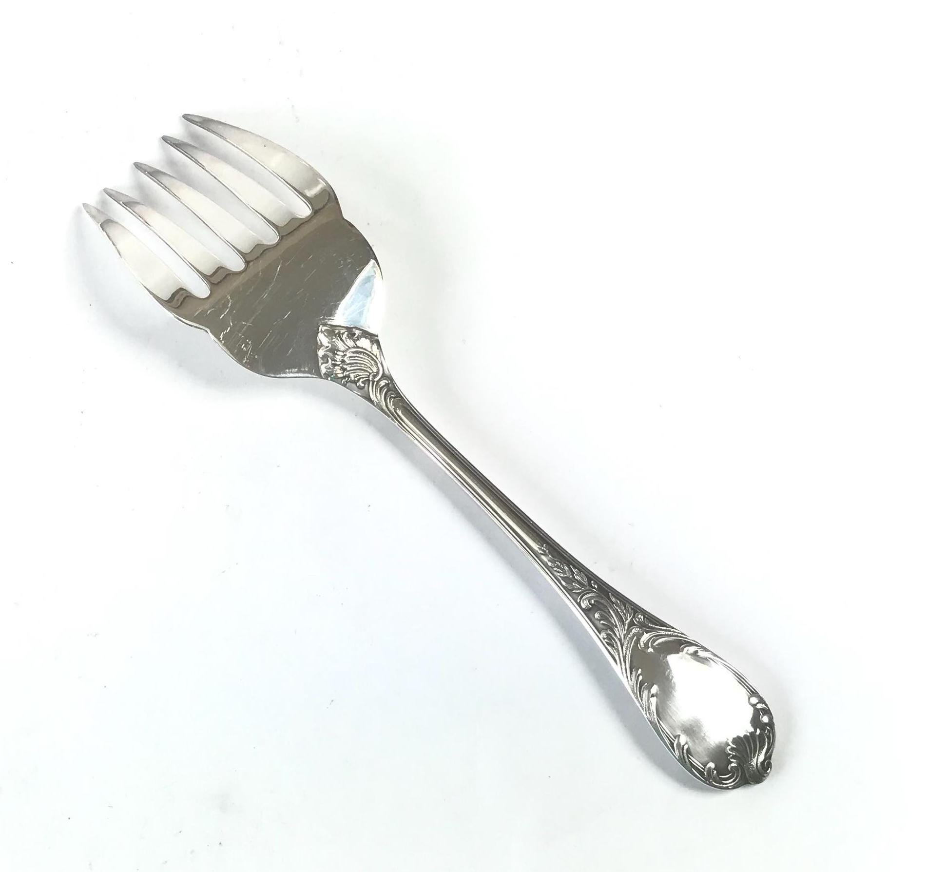 ヴィンテージのクリストフル サービング フォーク。シルバー プレート