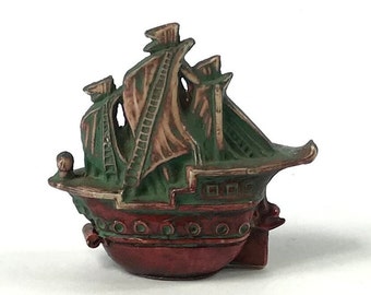 Vintage Celluloid Novelty Tape Measure, In The Form of a Galleon/Ship.