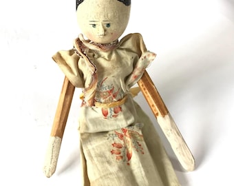 アンティークペグドール　Grodnertal アンティークドール　木製人形 Antique Grodnertal or Peg Dolls - Etsy