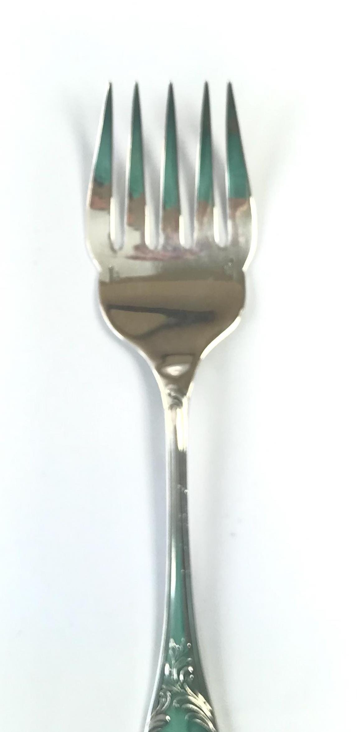 ヴィンテージのクリストフル サービング フォーク。シルバー プレート