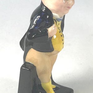 Royal Dalton Porcelain Figurine- Mister Pickwick, A Charles Dickens Character From Pickwick Papers.