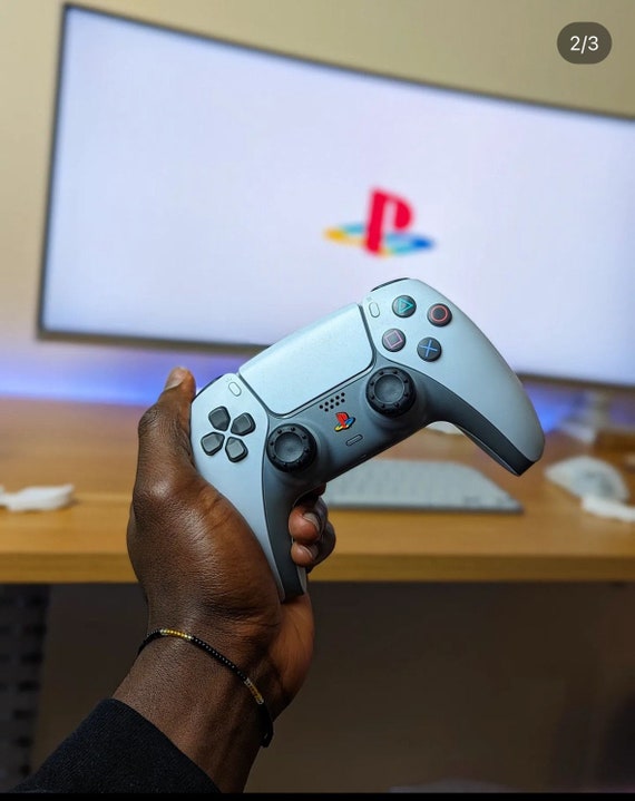 DualSense PS5 Controller Retro