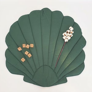 Dark green seashell play mat, decorative floor mat, baby play mat