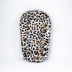 Leopard cover deluxe, cover deluxe, grand, nursing pillow cover