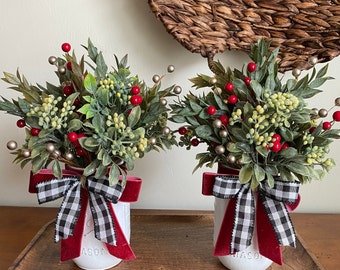 Christmas Mason Jar Centerpiece, Holiday Jar Table Decor, Christmas Mason Jar Arrangement