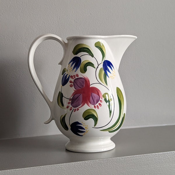 Lovely medium jug from Portmeirion's Welsh Dresser range introduced in 1992. Designed by Susan Williams-Ellis's daughter Angharad Menna