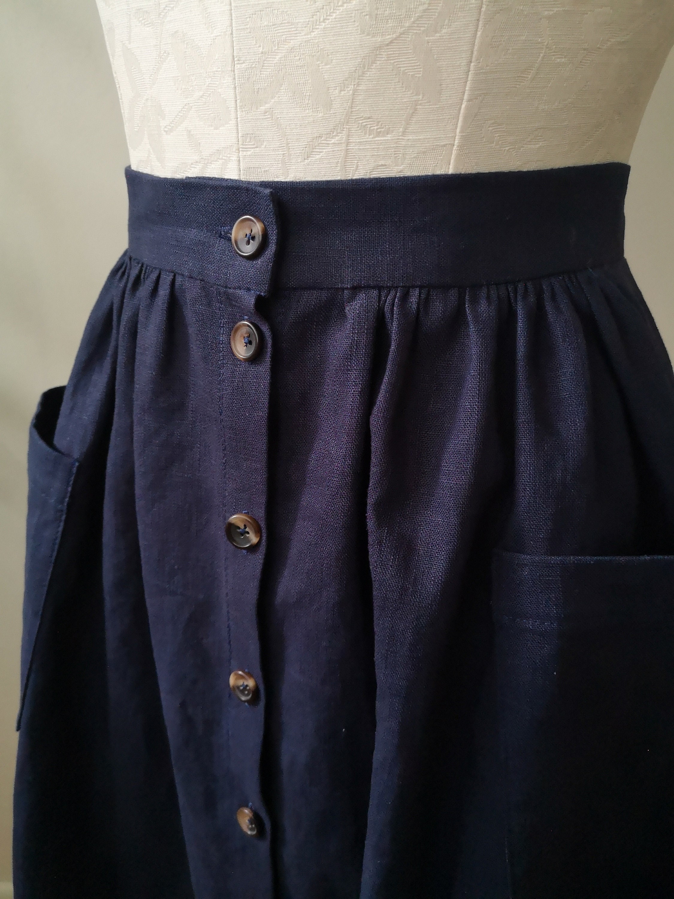 Navy pleated skirt 60 cheap