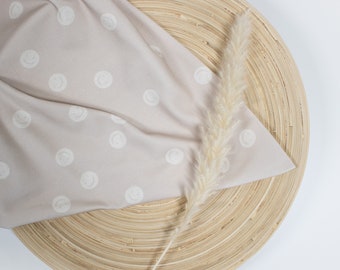 Jersey fabric tricot "Smiley-beige" by Family Fabrics 23EUR/Meter Natural fiber sewing Sold by the meter from 0.5 m