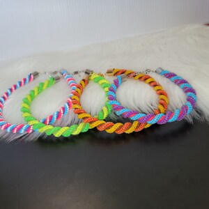 Spiraalvormige koord-choker