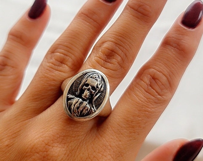 Handmade Santa Muerte Skull Ring: Gothic 925 Silver Jewelry