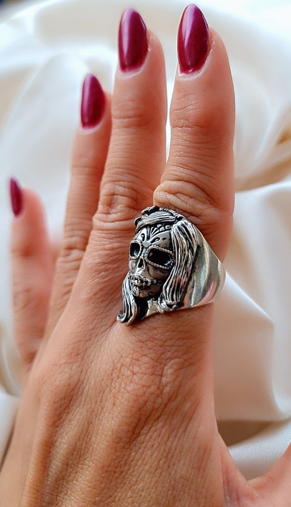 Handmade Day of the Dead Girl Skull Ring Vintage Style Sterling