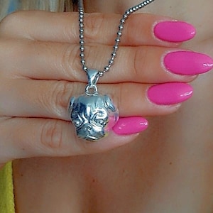 Handmade Pug Love: Exquisitely Handcrafted Dog Pendant in 925 Silver - Perfect Gift for All Animal Lovers!