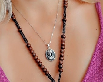 Handcrafted 925 Silver Santa Muerte Skull Pendant: Gothic Jewelry