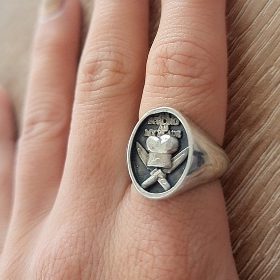 【HEYHORANG】★[925 Silver] Kitsch Blackheart Ring Heart Anchor 925 Sterling Silver Gothic Ring - Bikerringshop