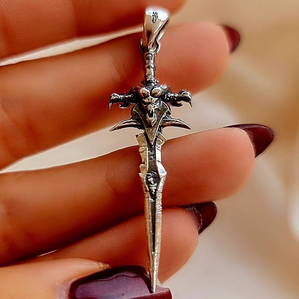 Handmade Sterling Silver Frostmourne Sword Pendant , Wow , World of Warcraft , Warcraft Pendant , Warcraft pendant , Lich King , Frostmourne