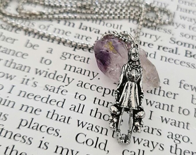 Anime Girl Pewter Necklace: Retro Rock Hip Hop Jewelry