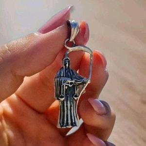Handmade Sleek Santa Muerte Silver Pendant - A Unique and Stylish Gift for Devotees of the Deathly Saint