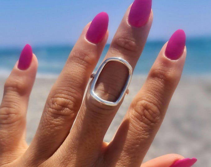 Handmade Sterling Silver Oval Ring: Minimalist Geometric Jewelry