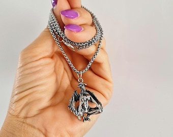 Winged Demon Devil Goddess Necklace , Anime, Cosplay- punk Gothic Sexy 60 cm round box chain