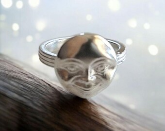 Moonface Ring : Celestial Jewelry Sterling Silver