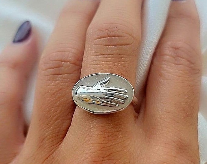 Frida Hand Ring-925 Sterling Silver Minimalistic Design - La mano- Mexico