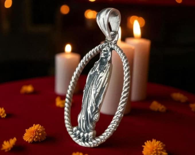 Santa Muerte Pendant with Frame 925 Silver - Grim Reaper Necklace for the Bold & Iconoclastic