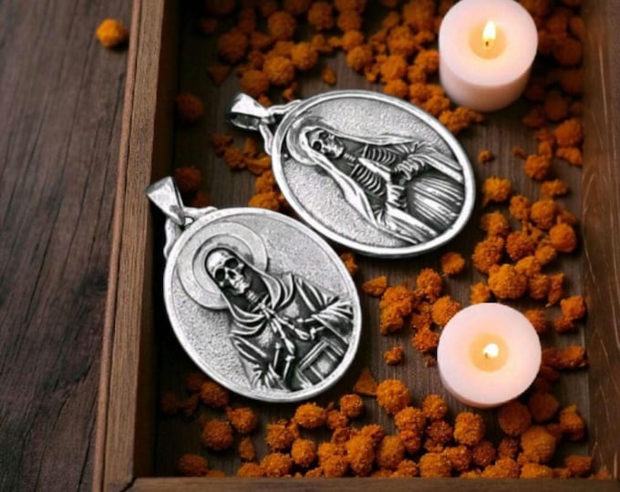 925 Silver Santa Muerte praying skull Pendant Gothic Praying Skull Necklace