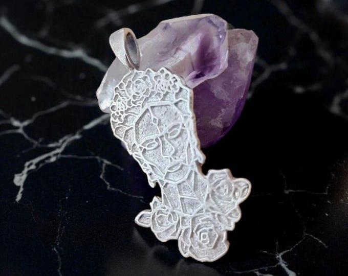Frida Kahlo Pendant: 925 Sterling Silver Artistic Necklace