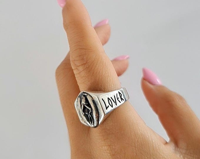 Handmade vulva Sterling Silver "PU**Y LOVER" Ring