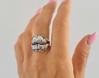 Kissing Lips Ring - sterling silver masterfully designed to convey a message of love & affection