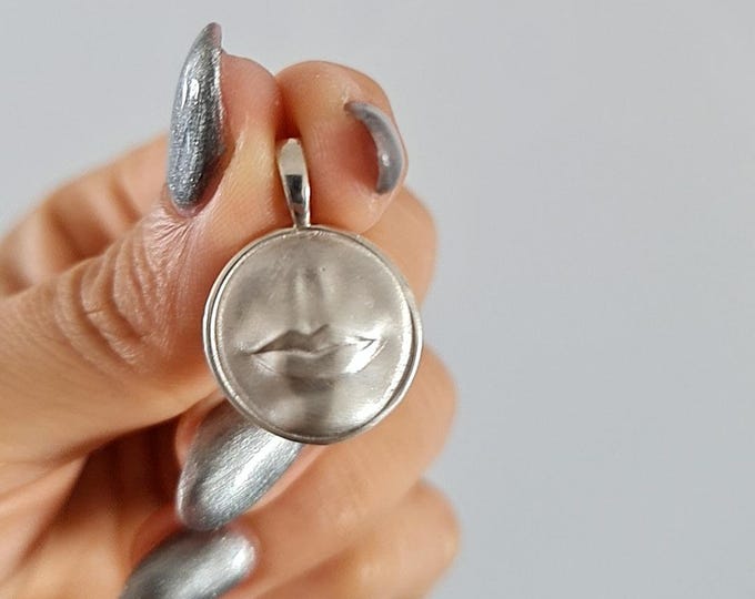 Lips Pendant –Handmade Kiss Necklace – Minimalist Lip Charm – Love Token – sleek & modern design