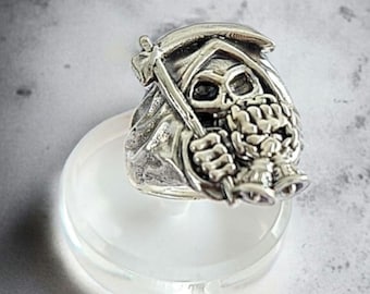 Handcrafted Sterling Silver Grim Reaper Skull Ring: Gothic Jewelry