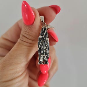 La Santa Muerte with Scythe pendant 925 Sterling Silver - Beautifully Crafted Grim Reaper   solid & sturdy - Joyería Gótica