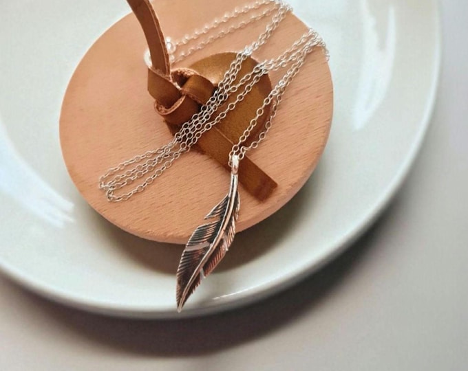 Delicate Feather Necklace  925 Sterling Silver – 45cm Chain – Minimalist Boho