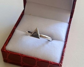 Handmade Sterling Silver Triangle Ring: Minimalist Geometric Jewelry