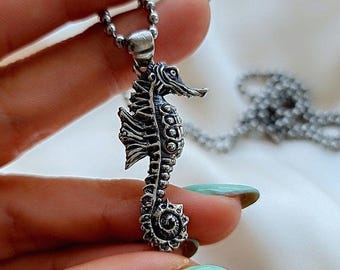 Seahorse statement Pendant Necklace: solid 925 Sterling Silver