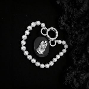 Handmade Sterling Silver German Shepherd Pendant: Detailed Dog Lover Jewelry