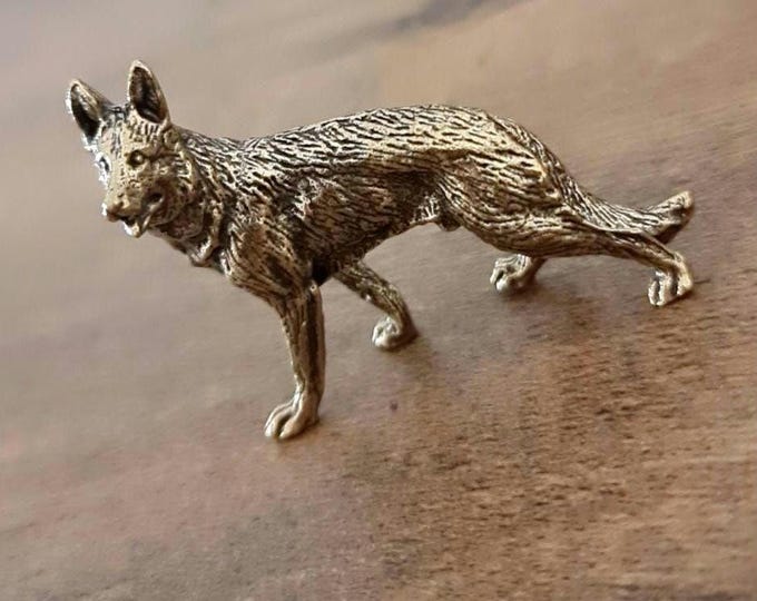 Ornament brass  German Shepherd Solid and Sturdy dog figurine -  Deco style  (98 grams )