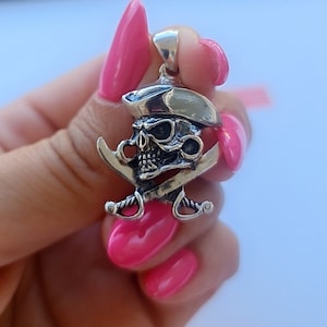 Handmade Pirate Necklace With Skull And Cross Swords Theme - Unique Pirate Necklace Featuring Skull Pendant - Ideal Gift for Pirate Lovers