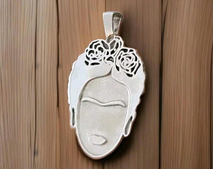 Inspired by the iconic Mexican painter charm Artistic modern   925 sterling silver -  4 cm charm