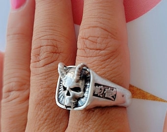 Handcrafted 925 Silver Japanese Oni Skull Ring
