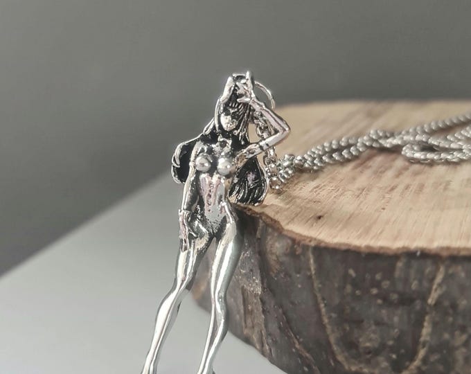 Exquisite Bunny Girl Necklace For Men And Women,